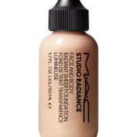 MAC Studio Radiance Foundation N° W1 50 ml,